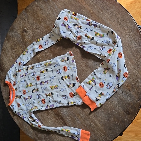 Peanuts Halloween Kids Pajama Set - Picture 1 of 3